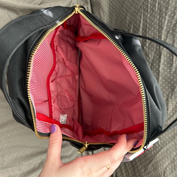 NWT Hershel Backpack - Picture 4 of 5